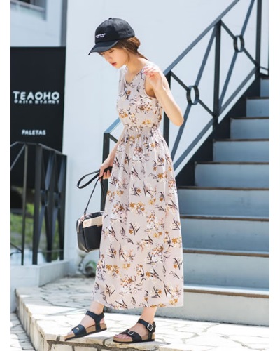 花柄ワンピースのコーデ集 プチプラ服で可愛いファッション レディースファッション情報 Minafashion