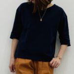 DoCLASSE　ドゥクラッセTシャツ・抜け感Vネック　3,990円