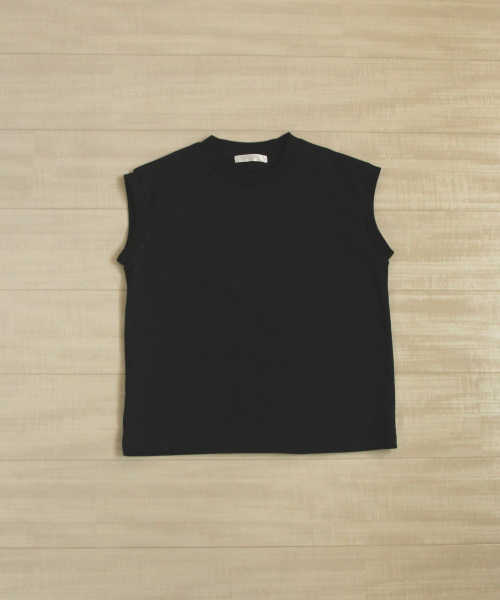 DoCLASSE　太番手コットン・天竺フレンチTシャツ　2,189円（税込）